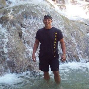 Meet your Posher, Kris